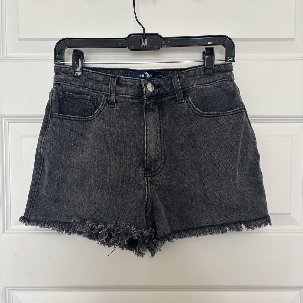 Hollister Black Ultra High Rise Mom Shorts